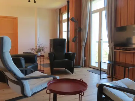 Appartement avec piscine partagée et vue sur colline, Cuzy : photo 11