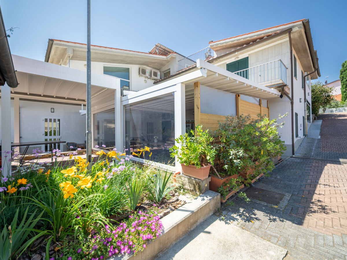 Villa La Rosa - 9 pers, piscine & jardin à Montelupo - Photo 7