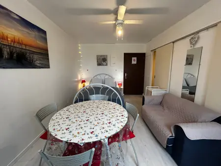 Location appartement à La Roche Posay, Studio en centre-ville avec WIFI, proche thermes