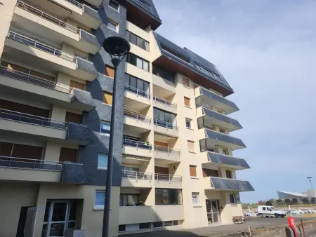 Grand studio 40m² vue mer et port à Courseulles : photo 11