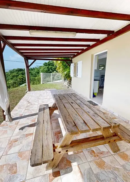 Appartement avec piscine partagée à Rivière-Pilote, 33 m² : photo 3