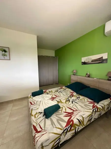Appartement avec piscine partagée à Rivière-Pilote, 33 m² : photo 9
