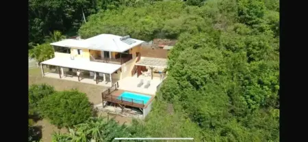 Studio avec piscine partagée et terrasse à Rivière-Pilote : photo 16