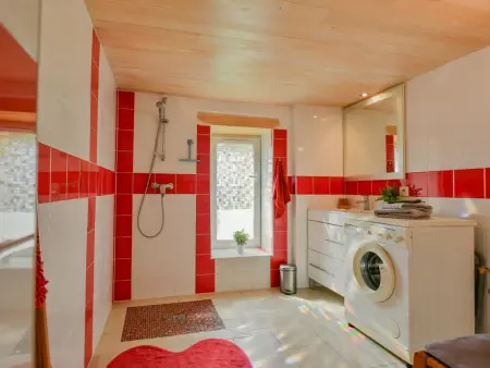 Maison des Yourtes – gîte avec jardin et vue sur Loubejac : photo 7