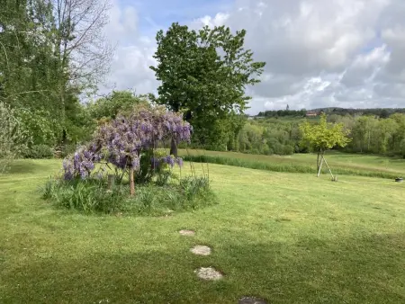 Maison des Yourtes – gîte avec jardin et vue sur Loubejac : photo 27