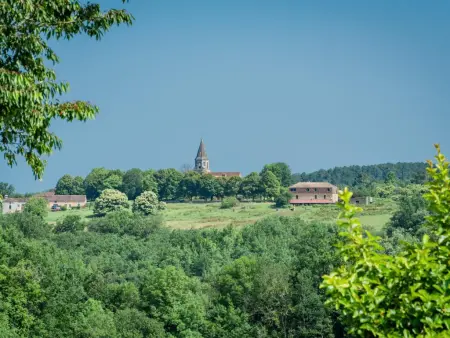 Maison des Yourtes – gîte avec jardin et vue sur Loubejac : photo 31