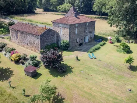 Maison des Yourtes – gîte avec jardin et vue sur Loubejac : photo 34