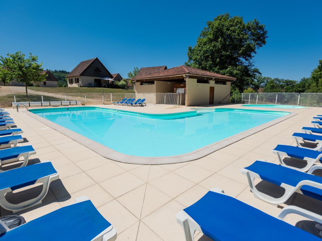 Lac Bleu Nr 38 : maison 3 chambres avec piscine à Lacapelle-Marival - Photo 3