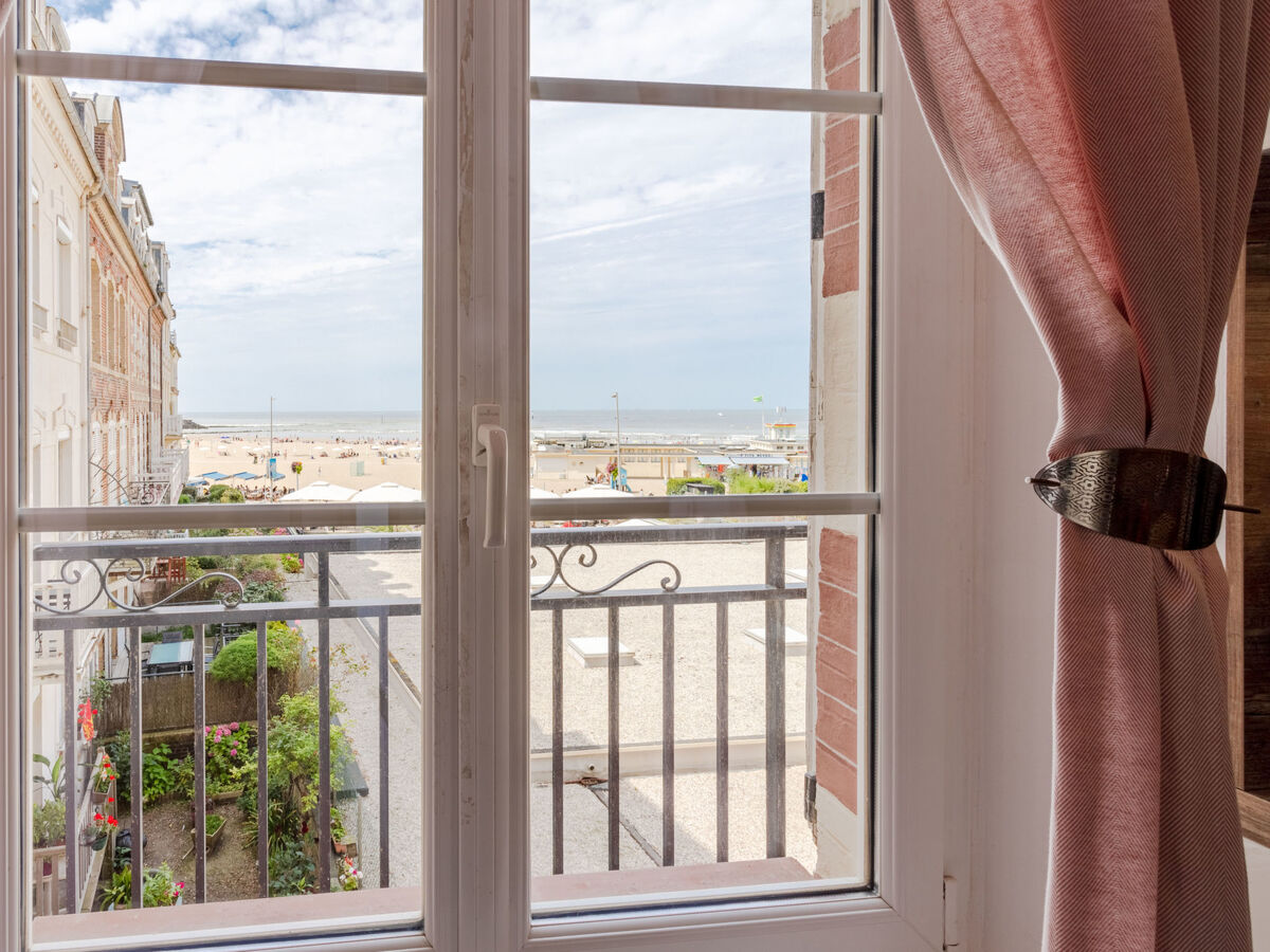 Appartement « Hôtel de Paris » vue mer, à 20 m de la plage - Photo 19