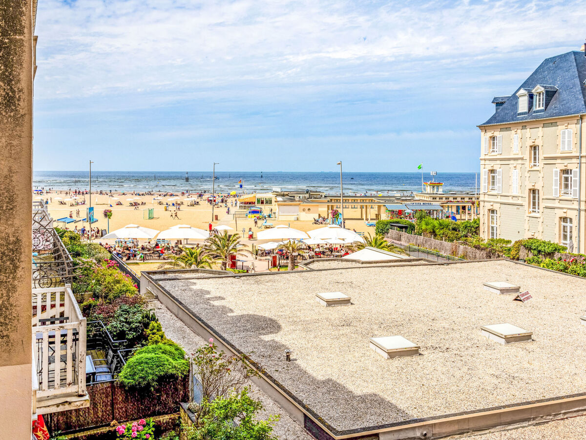 Appartement « Hôtel de Paris » vue mer, à 20 m de la plage - Photo 28