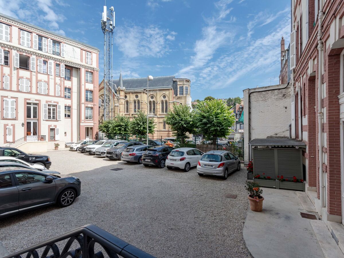Appartement « Hôtel de Paris » vue mer, à 20 m de la plage - Photo 30