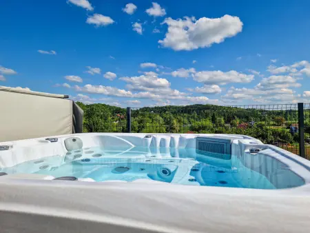 Maison Golub, 7 pers., spa et jardin à Duga Resa : photo 2