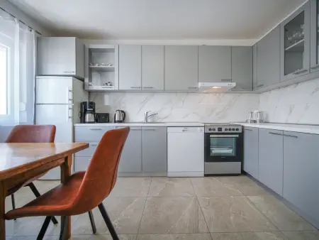 Maison Golub, 7 pers., spa et jardin à Duga Resa : photo 4