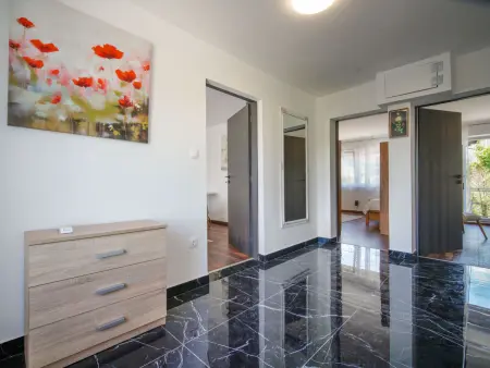 Maison Golub, 7 pers., spa et jardin à Duga Resa : photo 10