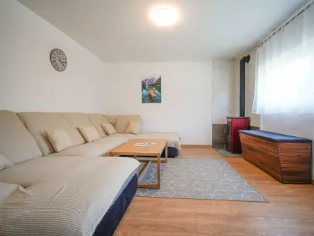 Maison Golub, 7 pers., spa et jardin à Duga Resa : photo 27