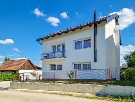 Maison Golub, 7 pers., spa et jardin à Duga Resa : photo 34