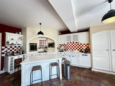 Spacieuse Maison 4 Chambres, Centre Fouras, Proche Plages - Photo 8