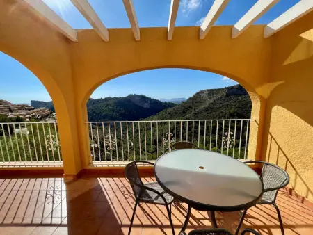 Location appartement à Benitachell, Appartement avec piscine commune à Benitachell pour 4 personnes