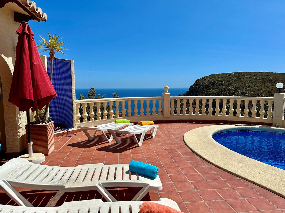 Villa 6 pers. piscine rein 8x4m, vue mer/montagnes - Photo 1