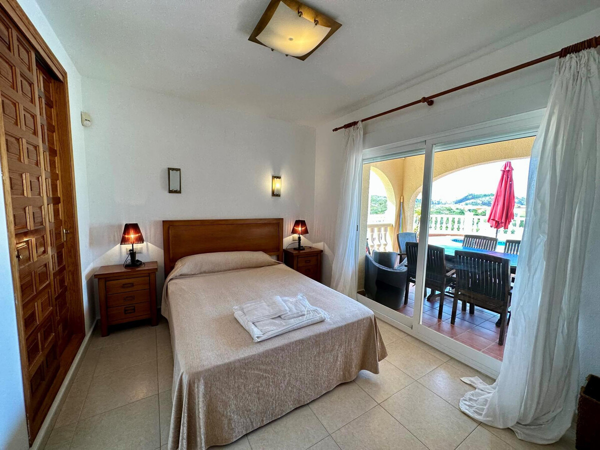 Villa 6 pers. piscine rein 8x4m, vue mer/montagnes - Photo 14