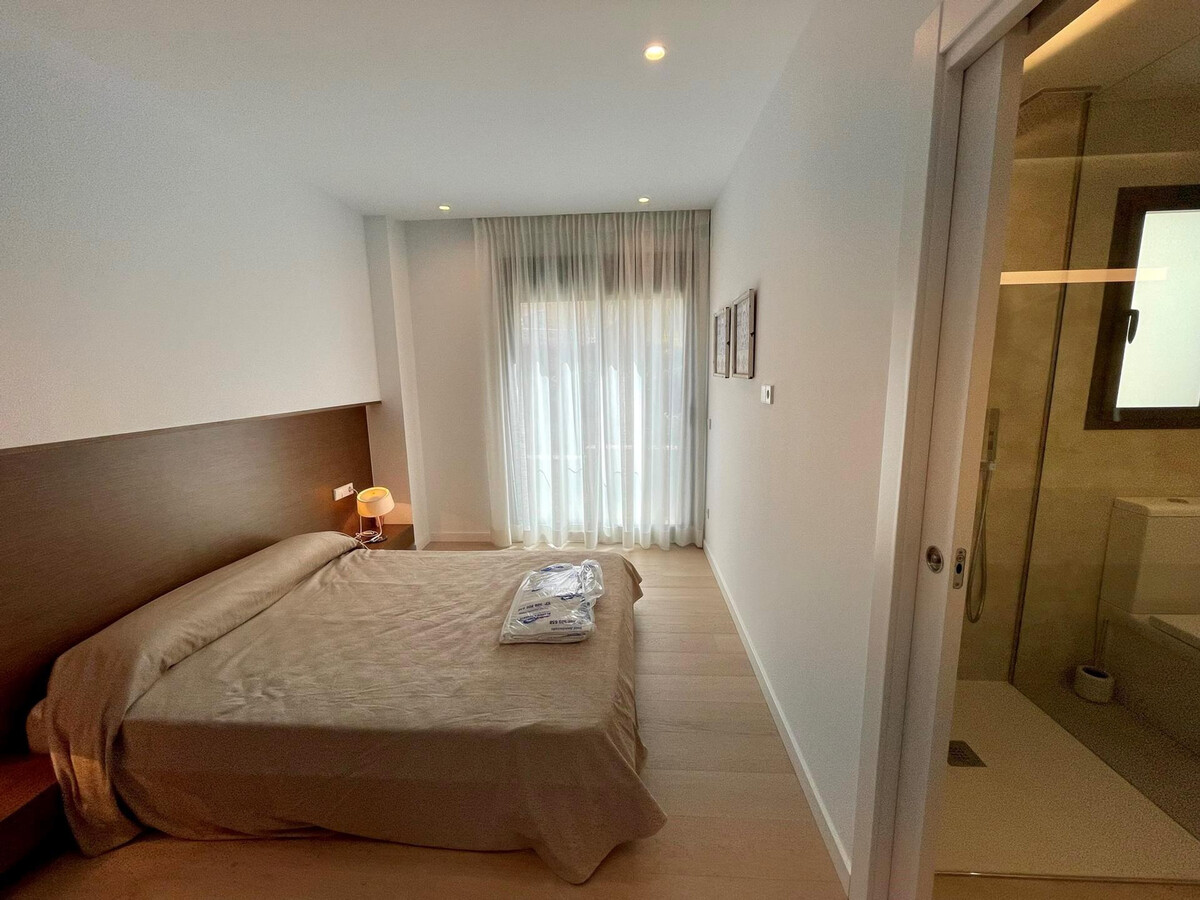 Villa moderne Benitachell, piscine privée 8x4m et vue mer - Photo 24