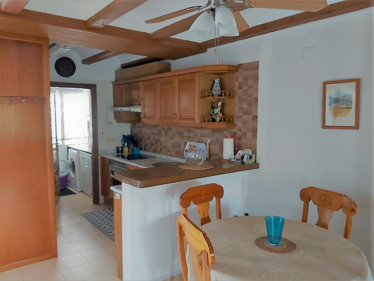 Maison de ville 84 m² à Els Poblets, piscine commune - Photo 4