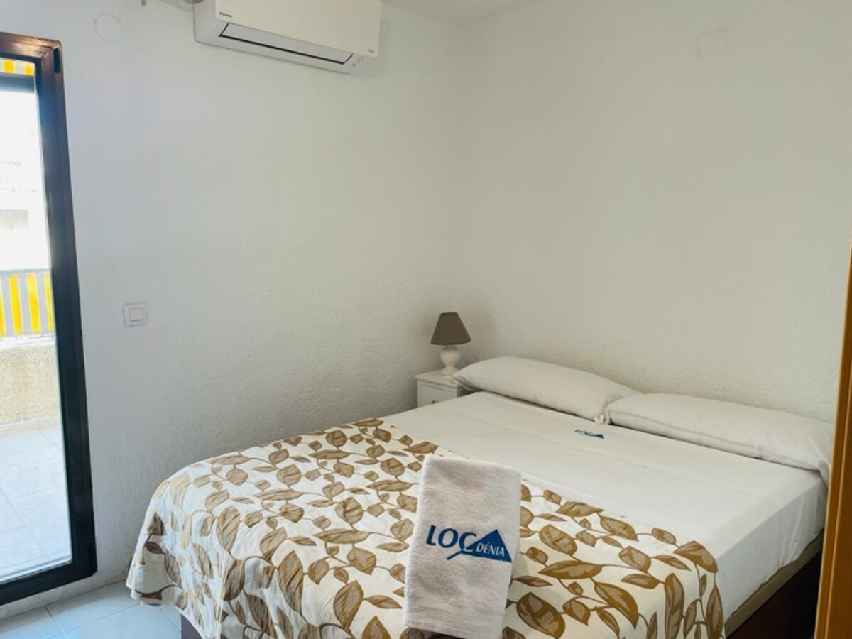 Maison Els Poblets, terrasse et piscine, 2 chambres - Photo 9