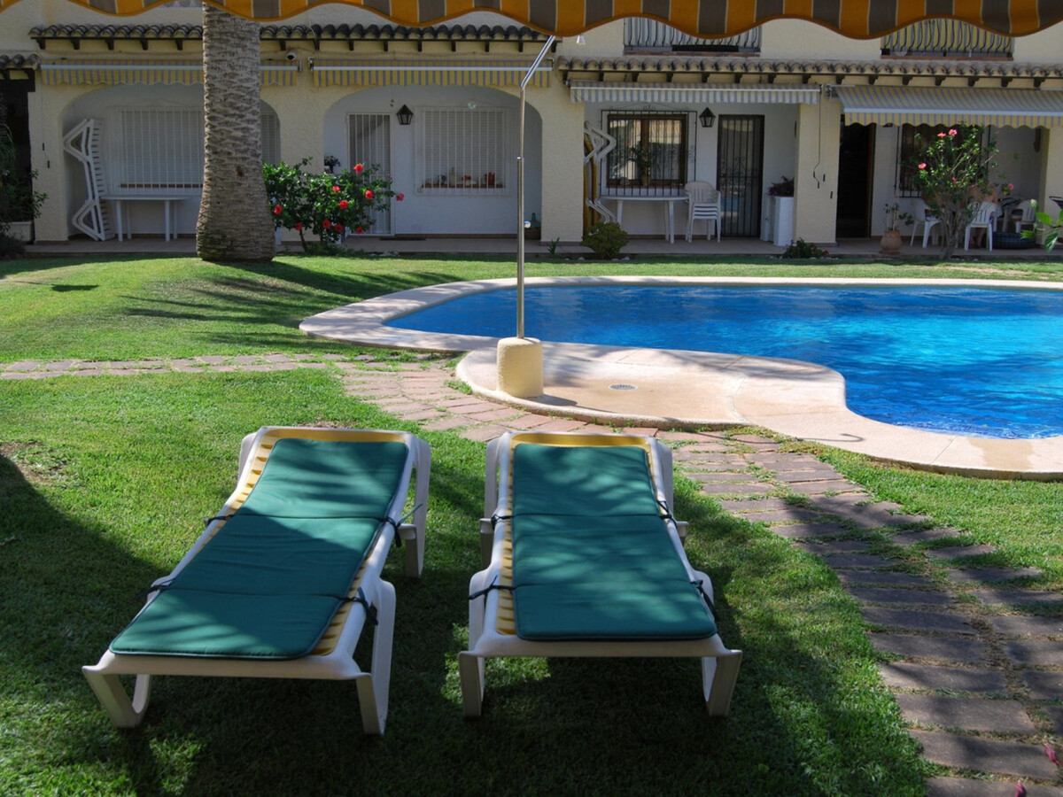 Maison Els Poblets, terrasse et piscine, 2 chambres - Photo 12