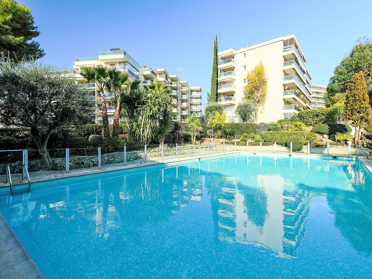 Le Floriana – Studio rénové avec terrasse à Cannes - Photo 13
