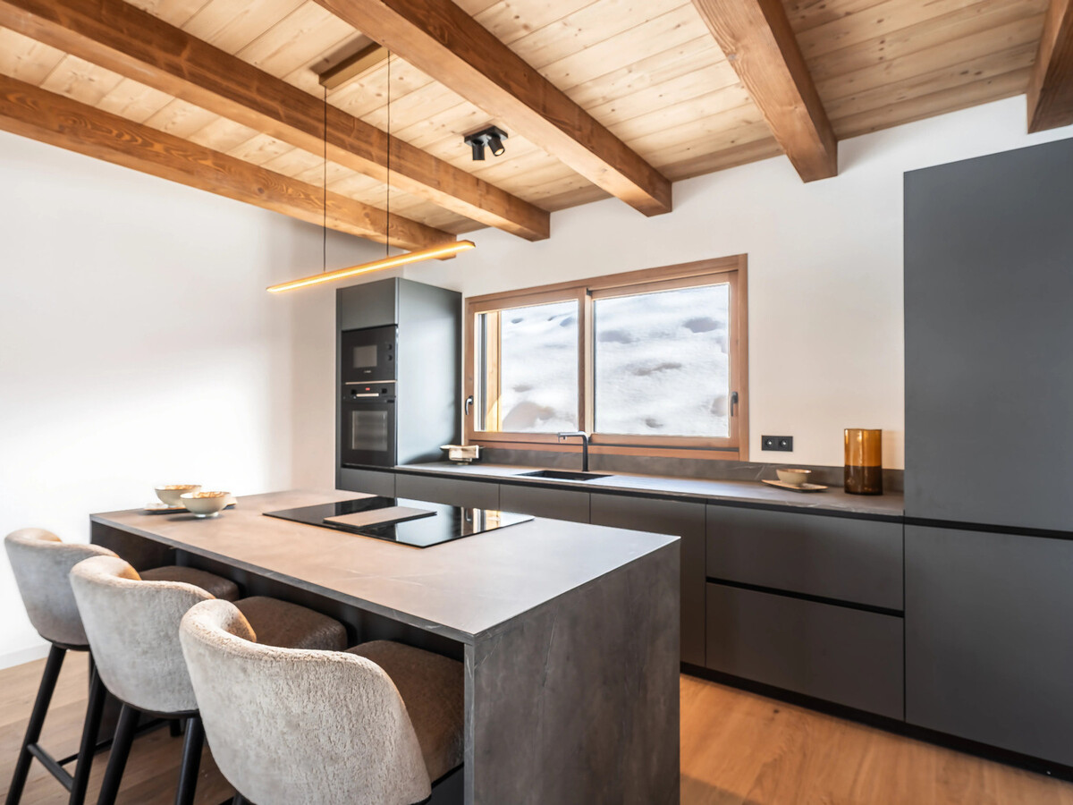 Demi-chalet neuf 3 chambres, 107 m², garage à La Clusaz - Photo 4