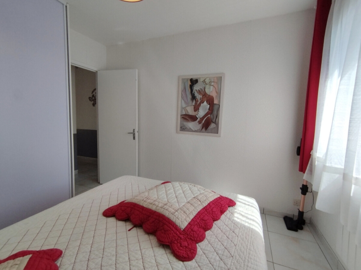 T3 49m² terrasse et parking à 100m de la plage - Photo 19