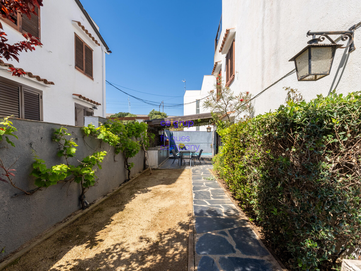 Appartement 6 pers. avec piscine privée à Llançà - Photo 15