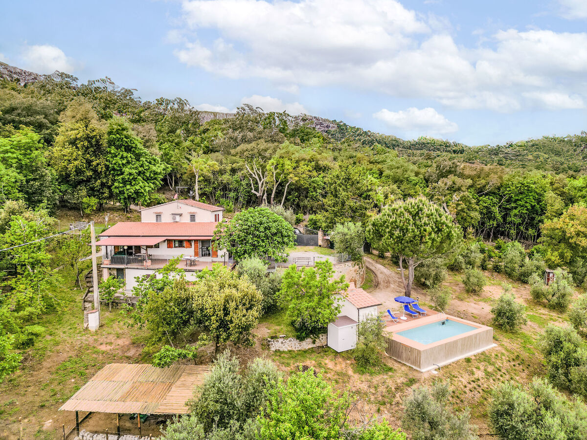 Maison Carla - 9 personnes, piscine et terrain à Roccastrada - Photo 1