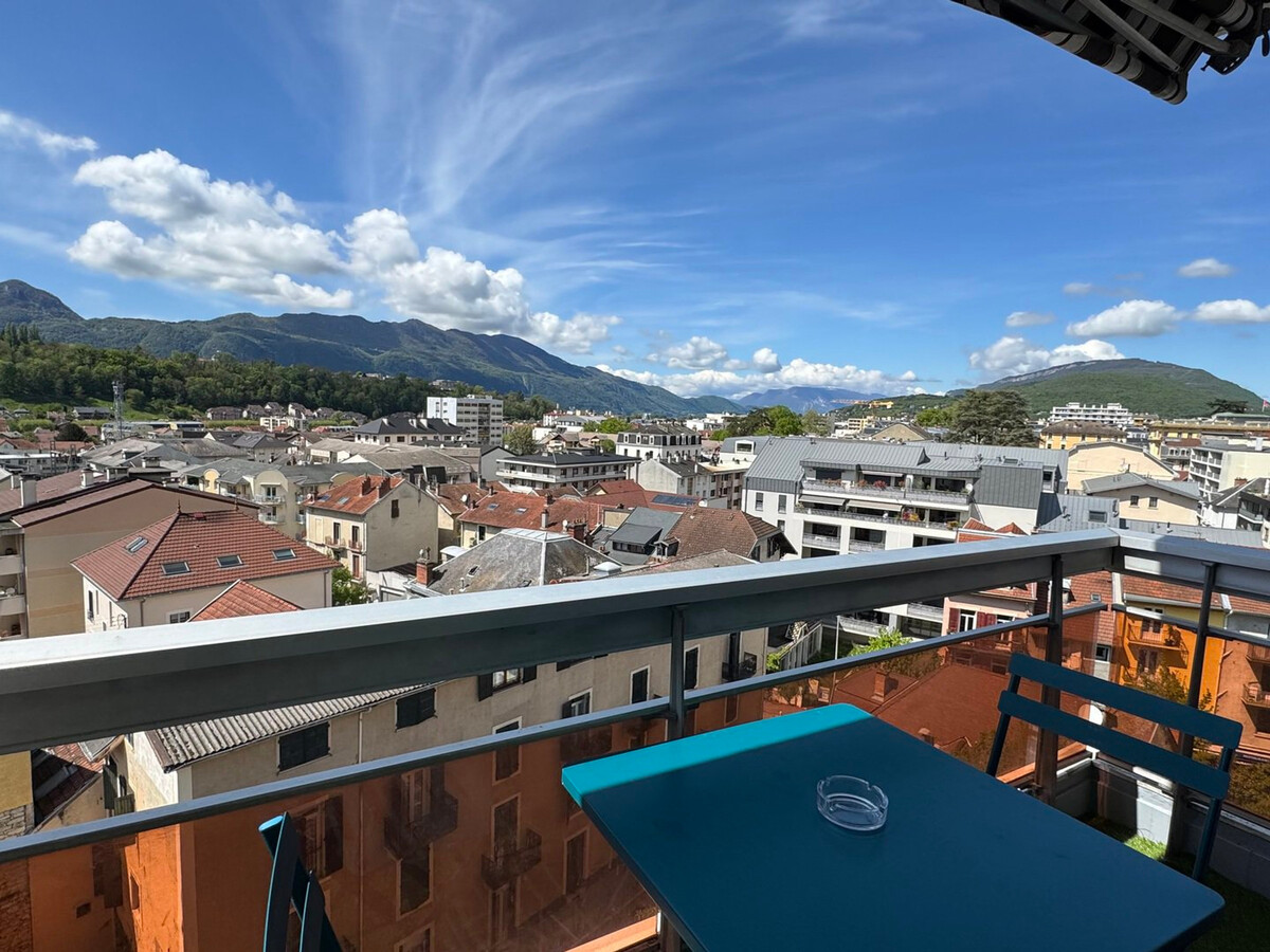 T2 rénové climatisé, balcon ouest, parking - Aix-les-Bains - Photo 9