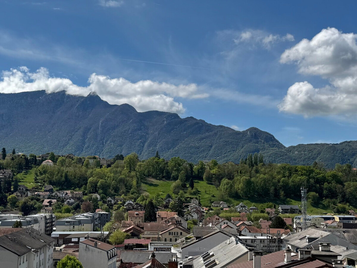 T2 rénové climatisé, balcon ouest, parking - Aix-les-Bains - Photo 10