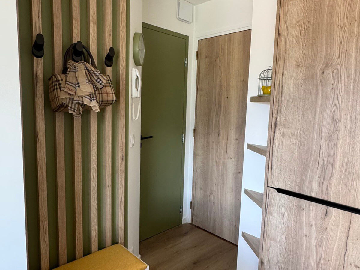T2 rénové climatisé, balcon ouest, parking - Aix-les-Bains - Photo 11