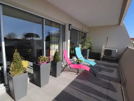 Location appartement à Le Grau du Roi, Luxueux P3 au Grau-du-Roi avec Terrasse et Parking Privé