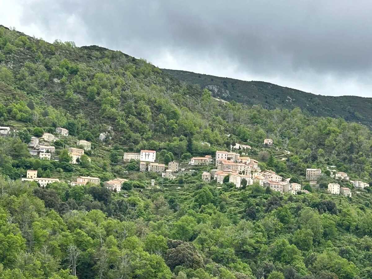 Appartement 70m² vue montagne, 6 personnes, parking - Photo 28