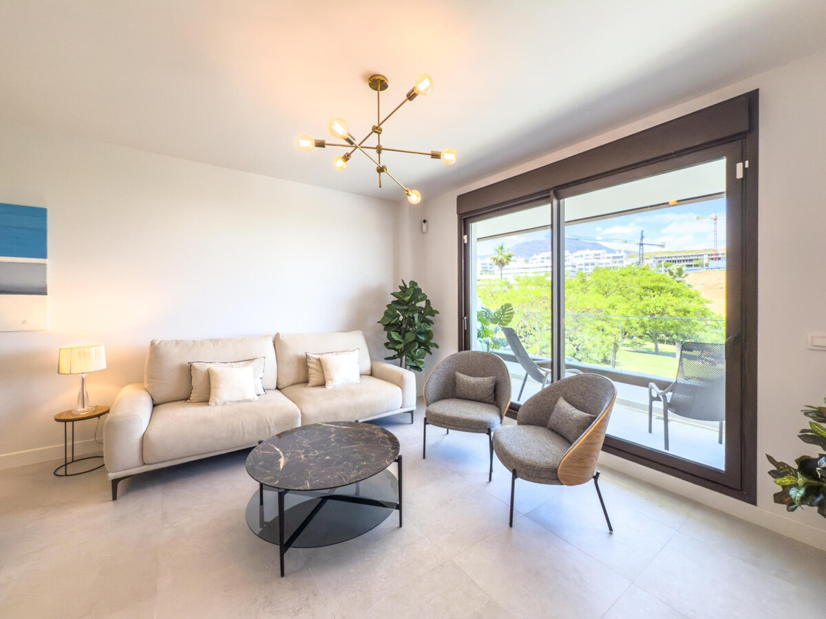 Appartement 2 chambres, piscine et terrasse à Estepona - Photo 14