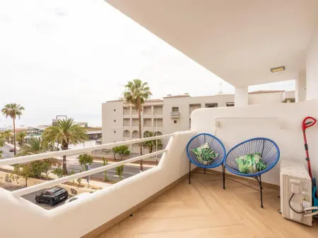 Location appartement à Adeje, Appartement Confortable avec Terrasse et Piscine à Playa Paraiso