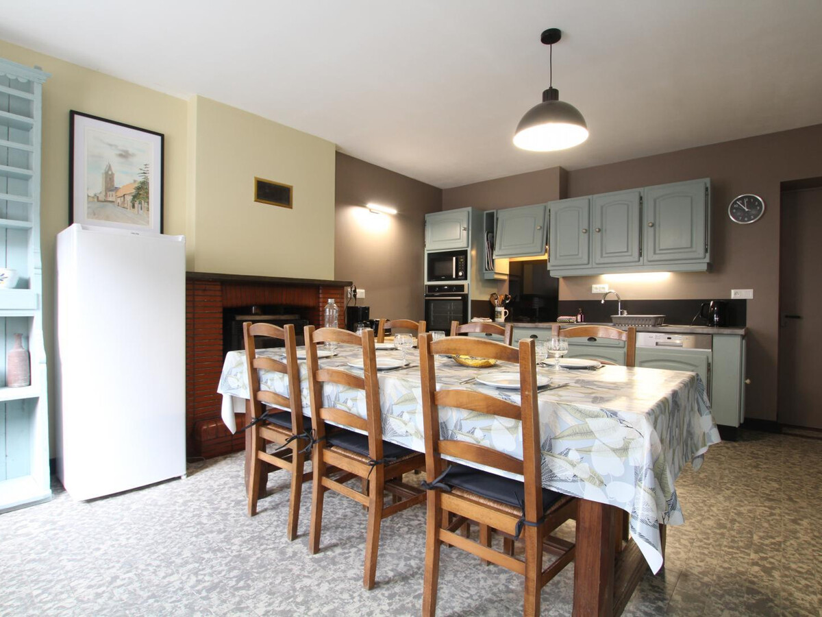 Gîte 6 personnes avec jardin clos à Saint-Germain-sur-Ay - Photo 3