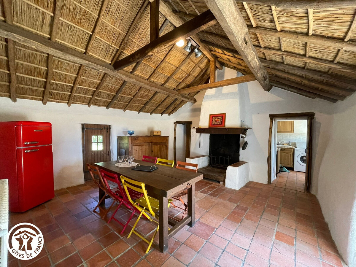 Deux bourrines traditionnelles au Marais breton - Photo 3