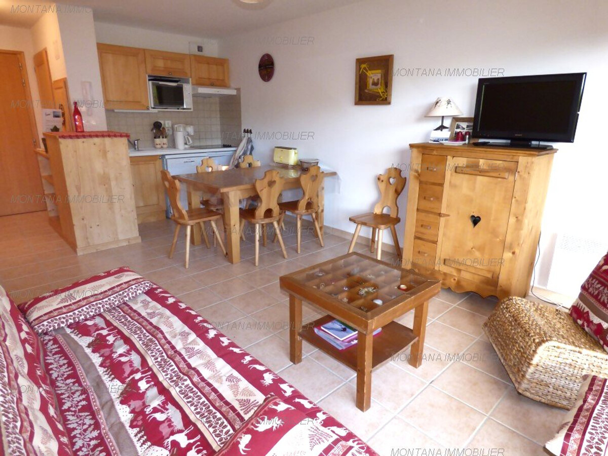 2 pièces + cabine 6 pers, balcon sud, 700m pistes - Photo 2
