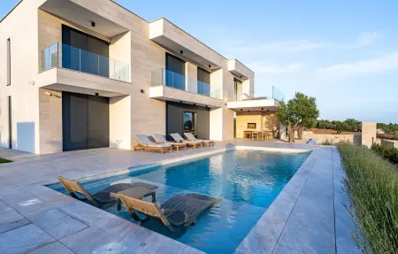 Location maison à Sveti Filip i Jakov