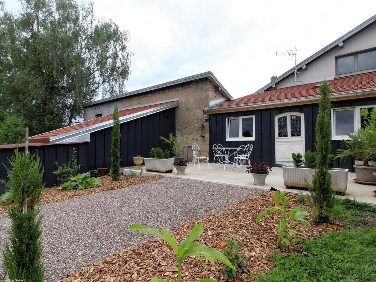 Gîte studio 40m² avec jardin à Mersuay - Photo 1