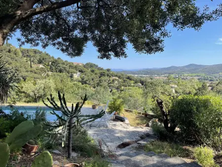 Location maison à Bormes les Mimosas, Maison T4 avec Piscine Privée – Bormes-les-Mimosas