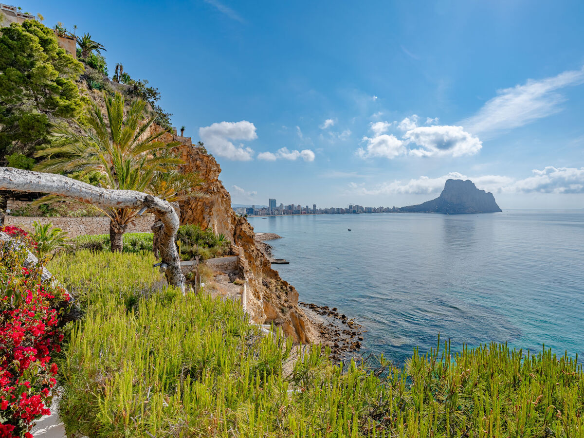 Villa Casela – 400 m², vue mer, à 20 m de la plage, Calpe - Photo 2
