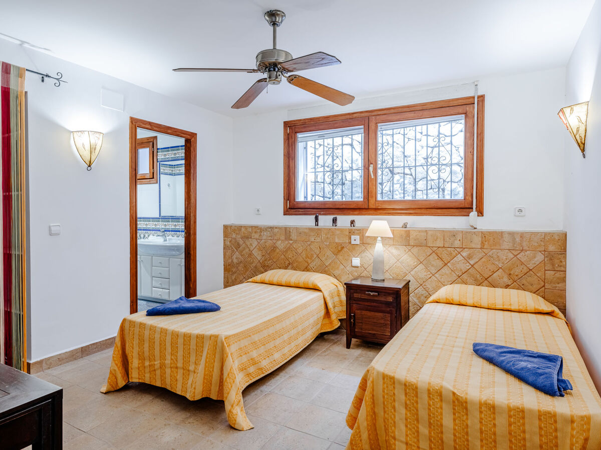 Villa Casela – 400 m², vue mer, à 20 m de la plage, Calpe - Photo 36