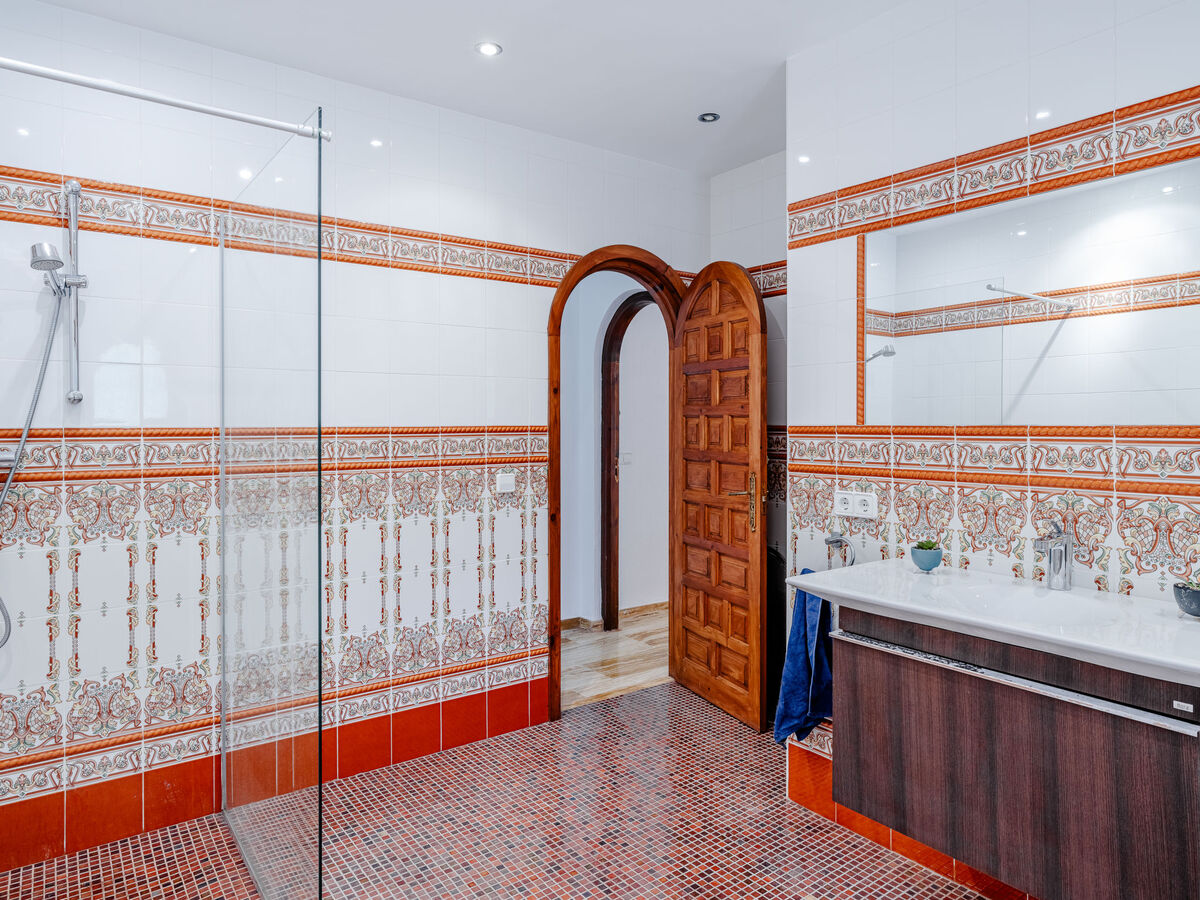 Villa Casela – 400 m², vue mer, à 20 m de la plage, Calpe - Photo 41