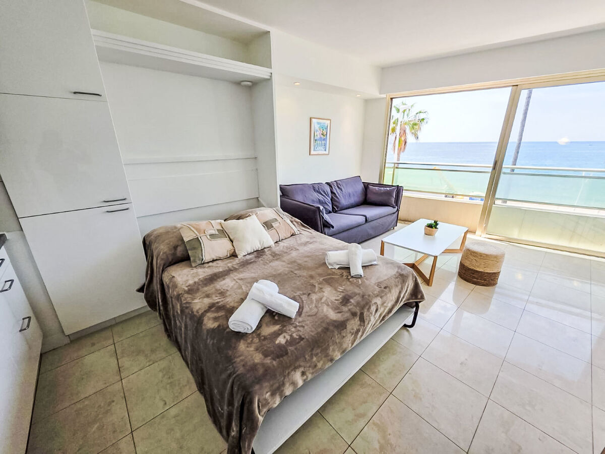 Studio rénové 2025 avec vue panoramique mer à Cannes - Photo 5